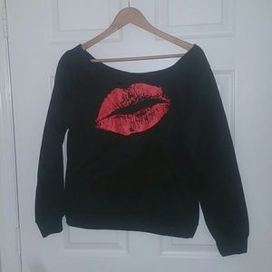 Women's sweat shirt